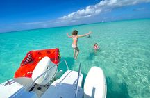 Private Boat Island Hopping & Snorkeling in Turks & Caicos 4Hrs