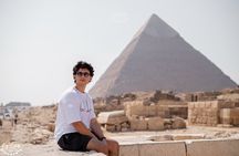 Pyramids of Giza tour with khufu restaurant reservation 