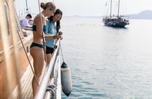 Sunset Dinner Cruise: Sunset, Swim, Drinks, and Dinner Onboard