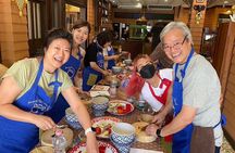 Bangkok Thai Cooking Class and Vibrant Market Tour in Silom 