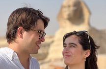 Private tour to Giza Pyramids, Sphinx, Eyptian Museum& Bazaar