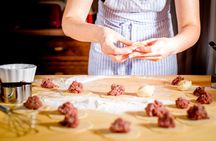 Traditional Home Cooking in Modena,Tagliatelle, Tortelloni & Wine