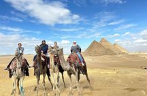 Private guided tour to Giza Pyramids, Sphinx, Memphis, & Saqqara