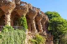 Park Güell Guided Tour with Priority Access
