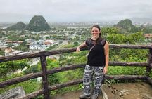 Da Nang City Sightseeing And Local Street Food Tour With Students