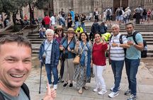 Sagrada Familia & Barcelona Small Group Tour with Hotel Pick-up