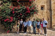 Tarragona and Sitges Tour with Small Group and Hotel Pick Up
