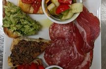 Olive oil tasting with oil mill tour in Umbria. 