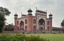 5 Days Golden Triangle Tour to Agra and Jaipur from New Delhi