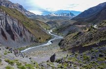 Cajon Del Maipo Including Wine with Picnic and Empanada 