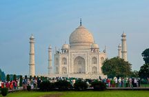 Explore Agra in a day: Delhi to Taj Mahal by car