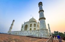 Explore Agra in a day: Delhi to Taj Mahal by car