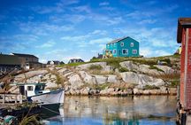 Private Peggy's Cove Lighthouse Tour from Halifax