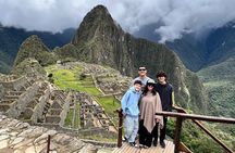 3 Hour Guided Tour in Machu Picchu