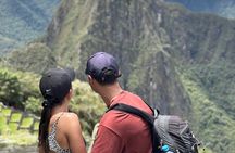 3 Hour Guided Tour in Machu Picchu