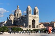 Walking City Tour in Le Panier District