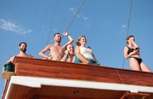 3 Days 2 Nights Sailing Trip to Komodo with Phinisi Boat