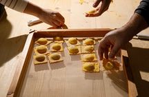Pasta, Truffle and Wine: hands-on class in a medieval town