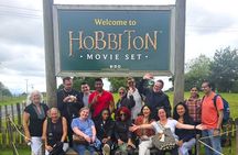 Hobbiton & Rotorua including Wai-O-Tapu - Small Group Tour from Auckland