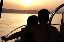 Sunset Cruise on Luxury Private Yacht with Snacks and Drinks
