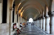 Guided Tour of St. Mark Basilica with Terrace and Museum Access