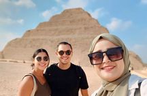 Giza Pyramids to Egyptian Museum and Bazaar Full Day Tour
