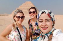 Giza Pyramids to Egyptian Museum and Bazaar Full Day Tour