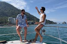 Luxury Yacht Charter with Crew in Puerto Vallarta