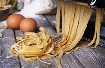 Pasta & Tiramisu Cooking Class + Italian Market Tour in Florence