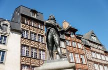Rennes: Private guided walking tour of the city centre