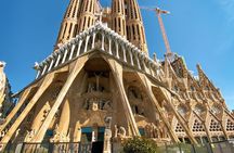 Barcelona Private Car Tour with Hidden Gems and Landmarks