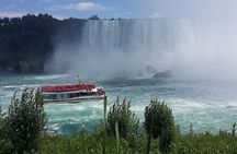 Ultimate Niagara Falls Experience Tour with Boat to the Falls