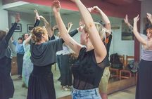 Madrid: Sevillanas with Castanets Class Experience