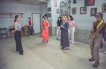 Madrid: Sevillanas with Castanets Class Experience