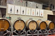 Alicante: Old Winery with Tastings & Gaudí's style of Church