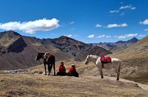 Walk to the Rainbow Mountain - Cusco