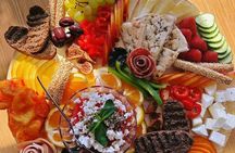 Heraklion: Romantic Sunset Cruise to Dia - Snacks and Drinks