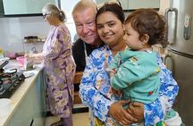 Lunch/Dinner and Cooking Class with a Local Family (3-4 hours) 