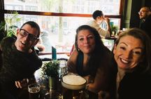 Amsterdam highlight tour with your local Mary