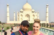 Day Trip to Taj Mahal, Agra Fort and Baby Taj from Delhi by Car