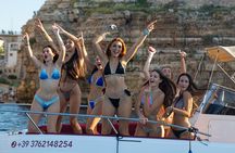 Monopoli Shared 2.5-Hour Boat Experience with Local Aperitif