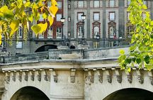 Ile de la Cite Walking Tour with Crypt Access