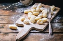 Naples Hands-on Cooking Class: Gnocchi, Ravioli, Tiramisu & Wine 