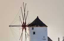 4 Hours Private Sightseeing Tour in Santorini