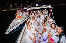Cartagena Bay tour with open bar included.