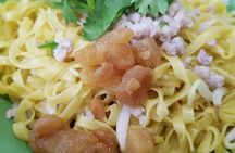 Chinatown Heritage and Local Street Food Small Group Tour 