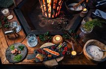 PRIVATE Glass Igloo Dinner Under Northern Lights 
