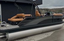 Lake Tahoe Luxury Pontoon Experience