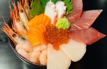 Kanazawa: 2-Hour Private Tour of Omicho Market with Tastings
