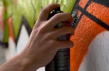 Istanbul Graffiti Experience with Local Artist at Private Garden